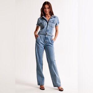 Abercrombie & Fitch 90s Relaxed Denim Jumpsuit